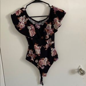 5/$20 Black w Floral Print Off SHoulder Bodysuit